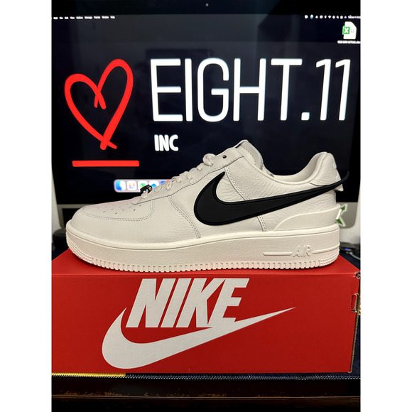 NEW MEN'S SIZE 11.5 Nike Air Force 1 Low SP x AMBUSH Phantom Black DV3464-002 - Picture 1 of 6